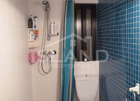 Shower room apartment St Julians