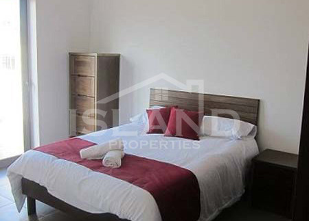 Bedroom/Penthouse in Gzira