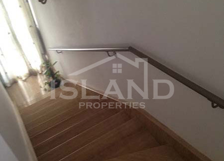 stairs/Town house in Sliema